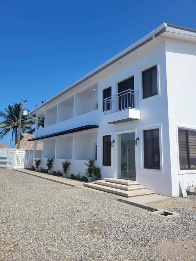 Tramonto Boutique Hotel La Ceiba Extérieur photo
